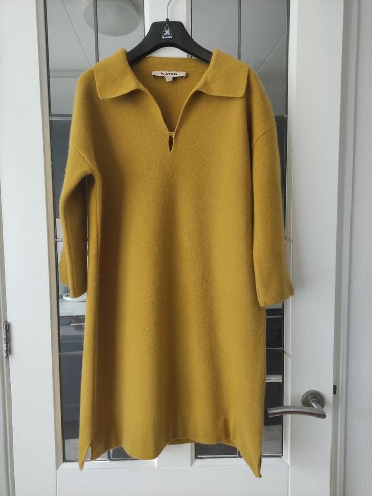 Natan wollen jurk mosterdgeel maat L, Kleding | Dames, Jurken, Gedragen, Maat 42/44 (L), Geel, Boven de knie, Ophalen of Verzenden