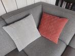 Kussens 2 stuks, zo goed als nieuw ongeveer 35x35 cm, Ophalen, Zo goed als nieuw, Vierkant