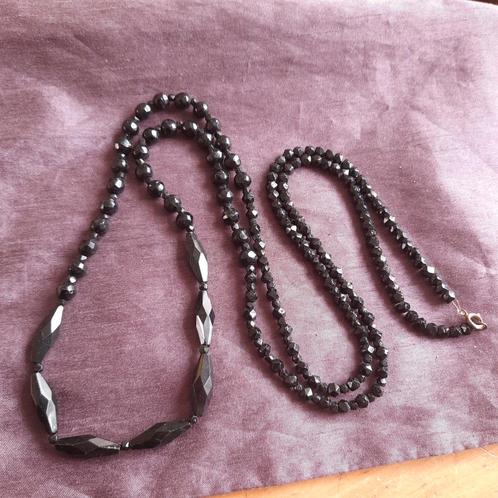 Rouw: Zeer Lange Ketting van Echte Git of Glas Gitten, Sieraden, Tassen en Uiterlijk, Kettingen, Zo goed als nieuw, Verzenden