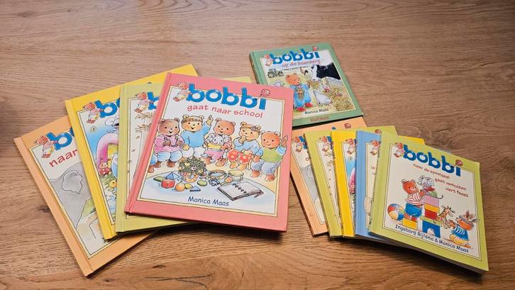 Bobbi boekjes 4x groot 6x klein, Verzamelen, Speelkaarten, Jokers en Kwartetten, Zo goed als nieuw, Ophalen of Verzenden