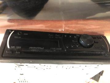 Pioneer auto radio met cd speler  beschikbaar voor biedingen