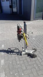 Diamant boormachine met statief, Doe-het-zelf en Verbouw, Gereedschap | Boormachines, Ophalen, Gebruikt, 600 watt of meer, Boormachine