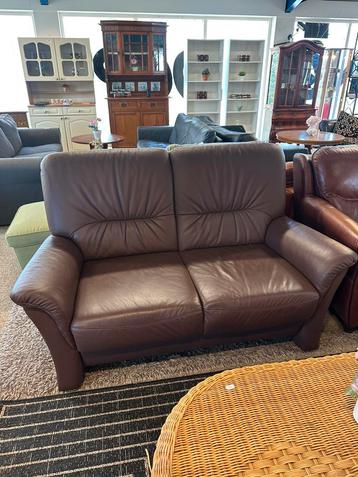 Bank bruin leer 150cm  beschikbaar voor biedingen