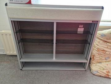 Spiegelkast met TL balk voor badkamer / wand beschikbaar voor biedingen