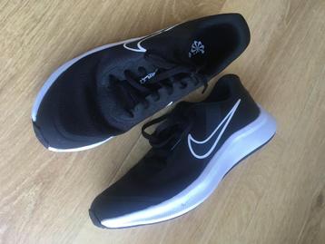 Nike Star Runner 3 (maat 39) beschikbaar voor biedingen