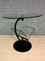 Vintage jaren 80 bijzettafel met lectuur houder, Huis en Inrichting, Tafels | Bijzettafels, Minder dan 55 cm, Metaal of Aluminium