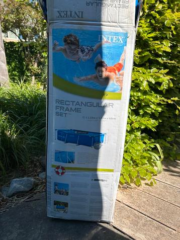 Intex zwembad 2.20x150x60 beschikbaar voor biedingen