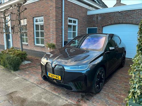 BMW iX Xdrive40 326pk Aut mei 2022 High Executive, Auto's, BMW, Particulier, iX, Sportpakket, Elektrisch, SUV of Terreinwagen