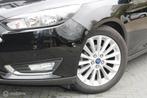 Ford Focus Wagon 1.0 Titanium|125Pk|Navi|Boekjes|Nap, 65 €/maand, Gebruikt, Zwart, Origineel Nederlands