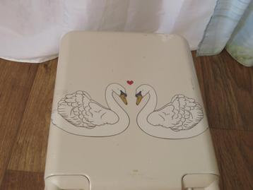 Beige hard case trolley koffer met slot Kongez Slojd  beschikbaar voor biedingen