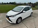 Toyota Aygo 1.0 12V Vvt-i 5DRS 2017 Wit, Voorwielaandrijving, 4 stoelen, Wit, 24 km/l