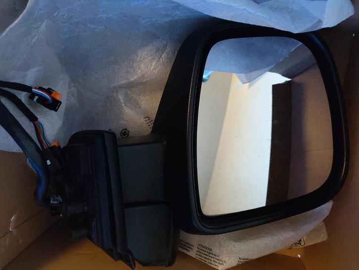 Rechterbuitenspiegel met camera Peugeot Partner nieuwmodel., Auto-onderdelen, Spiegels, Peugeot, Gereviseerd, Ophalen of Verzenden