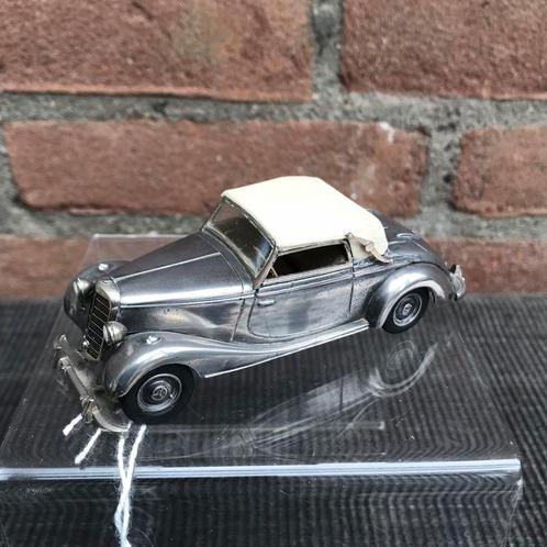 WALLDORF MERCEDES 170 S CABRIOLET (aluminium kleur)..NÚ 35,-, Hobby en Vrije tijd, Modelauto's | 1:43, Zo goed als nieuw, Auto