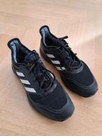Adidas Hockeyschoenen - Zwart, Ophalen of Verzenden, Gebruikt, Schoenen