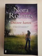 p11 Duistere harten - Nora Roberts, Ophalen of Verzenden, Gelezen