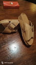 Nieuwe Ladyflex Sandalen - Beige - Goud Maat 37, Beige, Ladyflex, Nieuw, Sandalen of Muiltjes