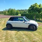 Mini 1.6 16V Cooper Cabrio 2008 Wit, Auto's, Voorwielaandrijving, 4 cilinders, Cabriolet, 4 stoelen