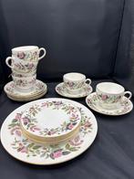 Vintage theeservies Wedgwood Hathaway Rose, Antiek en Kunst, Antiek | Servies compleet, Ophalen