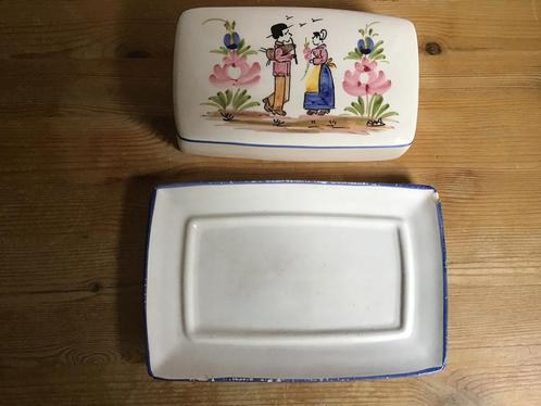 Franse porseleinen botervloot uit Bretagne., Antiek en Kunst, Curiosa en Brocante, Verzenden