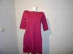 Marccain cyclaam fucia roze jurk zilveren studs rij N3/M