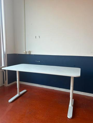 Large table (Ikea bekant) - afbeelding 1