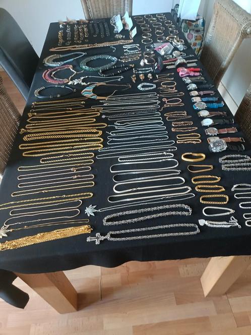 Opkoper gezocht alles in een keer mooie spulletjes weg=weg.., Sieraden, Tassen en Uiterlijk, Kettingen, Zo goed als nieuw, Goud