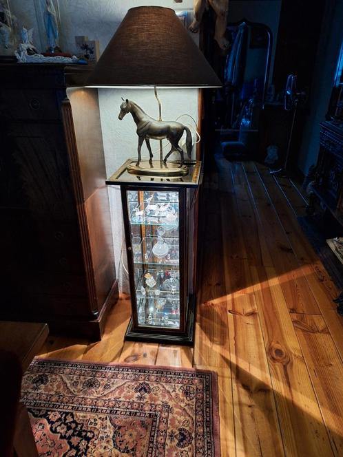 Antiek stijlmeubel glazen vitrinekast met verlichting, Antiek en Kunst, Antiek | Meubels | Kasten, Ophalen