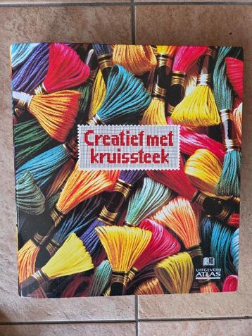 Creatief met kruissteek, + borduurbladen/ boekjes beschikbaar voor biedingen