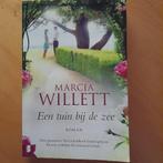 Marcia Willett - Een tuin bij de zee, Boeken, Romans, Gelezen, Willett, Ophalen of Verzenden, Nederland
