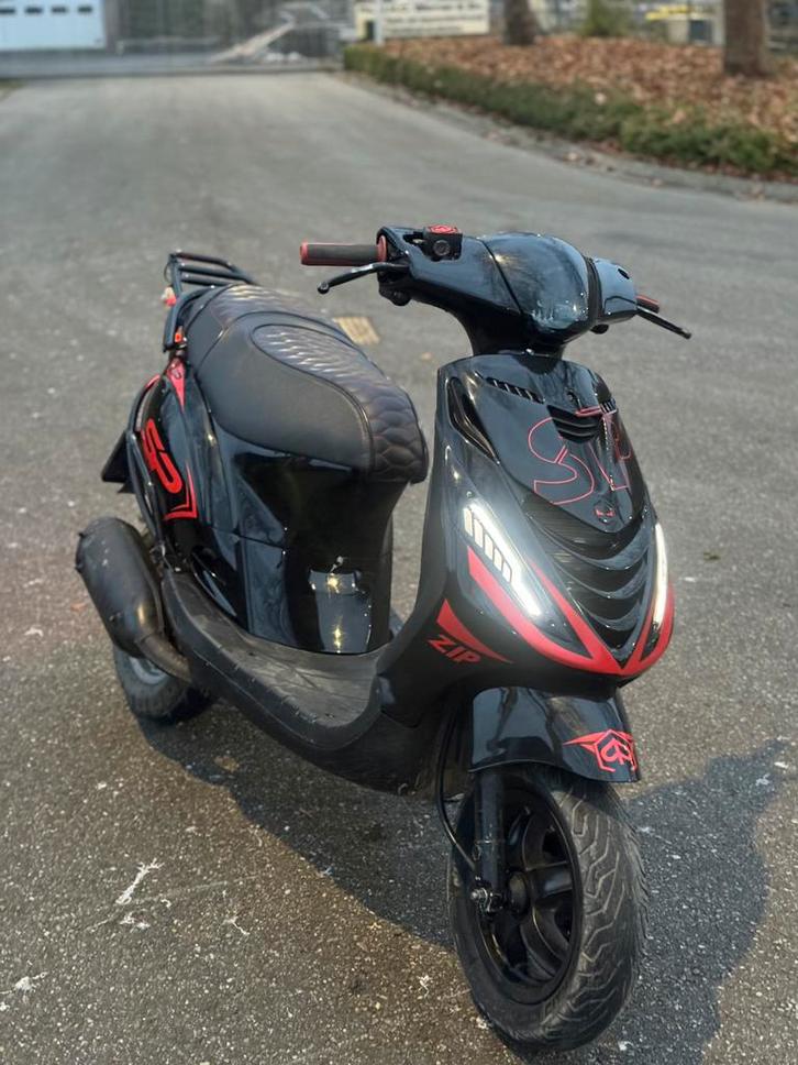Zip 183, Fietsen en Brommers, Scooters | Piaggio, Zo goed als nieuw, Zip, Tweetakt, Ophalen