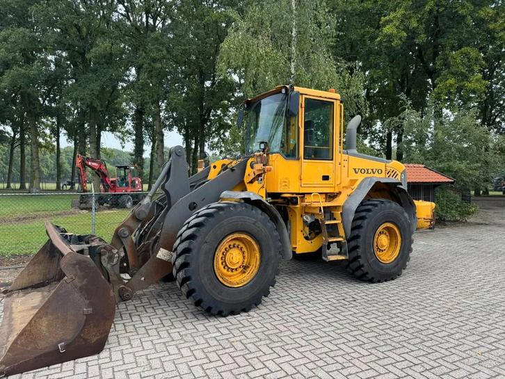 Volvo L90E Loader shovel (bj 2006), Zakelijke goederen, Machines en Bouw | Kranen en Graafmachines, Wiellader of Shovel