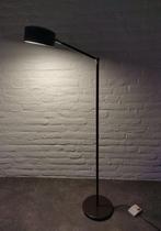 Hala Zeist – Knikarm Vloerlamp / Leeslamp – Vintage - 1960's, Huis en Inrichting, Lampen | Vloerlampen, 100 tot 150 cm, Gebruikt