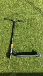 Black dragon stuntstep, Fietsen en Brommers, Steps, Ophalen of Verzenden, Gebruikt, Gewone step