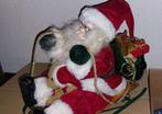 grote vintage kerstman op slee , met achterop cadeautjes zak, Gebruikt, Ophalen of Verzenden