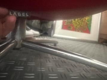 LABEL Vandenberg Gigi fauteuil rood leder beschikbaar voor biedingen