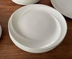 Wedgwood shape 225 solar bone china dinerborden, Ophalen of Verzenden, Zo goed als nieuw, Bord(en), Wedgwood