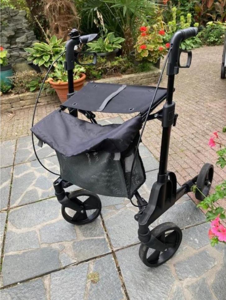 Volito Rollator Lichtgewicht Aluminium met tas, Diversen, Rollators, Zo goed als nieuw, Lichtgewicht, Opvouwbaar, Ophalen of Verzenden