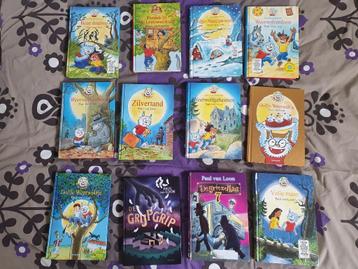 12 x boeken Dolfje Weerwolfje, De Grijpgrip, De Griezelbus beschikbaar voor biedingen