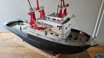 Grote RC modelboot – project – ca. 105 cm beschikbaar voor biedingen