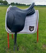 Te koop: Equestor movimenta, boommaat 34, 17,5 inch, Dieren en Toebehoren, Paarden en Pony's | Zadels, Ophalen, Gebruikt, Dressuur