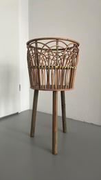 Mooie rotan planten standaart, Ophalen, Zo goed als nieuw, Rond