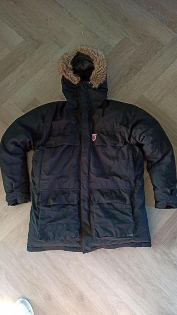Fjällraven winterjas - maat L beschikbaar voor biedingen
