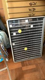 Gratis vitrinekast, Huis en Inrichting, Kasten | Vitrinekasten, Ophalen, Zo goed als nieuw, 25 tot 50 cm