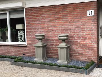 Betonnen tuinbeelden - betonnen tuindecoratie -in elke kleur beschikbaar voor biedingen