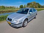 Skoda Octavia 1.6 75KW AUT 2003 Grijs ruilen ook mogelijk, Auto's, Stof, Zwart, 4 cilinders, 1210 kg