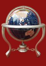 Prachtige wereldbol in half-edelsteen., Ophalen