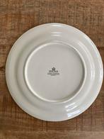 Royal Boch Bord, Ophalen of Verzenden, Zo goed als nieuw, Porselein, Overige stijlen