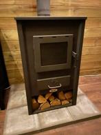Hout kachel aangeboden, Huis en Inrichting, Kachels, Ophalen, Houtkachel, Zo goed als nieuw, Vrijstaand