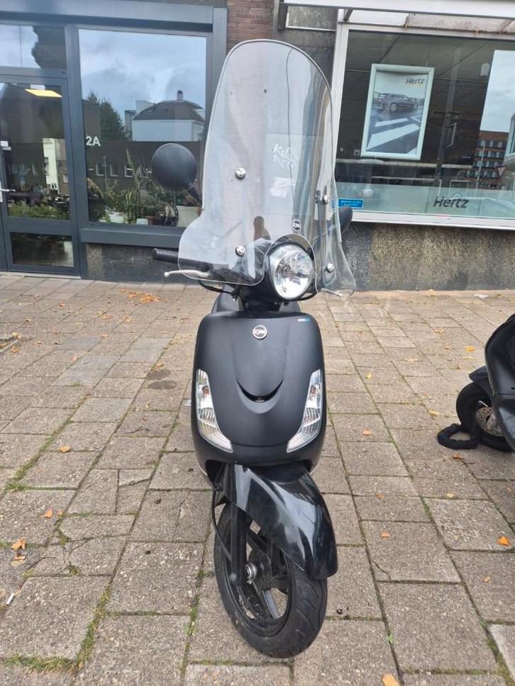 SYM Fiddle 2 - Euro 5 - Blauw kenteken - 2021 - 4.920 km, Fietsen en Brommers, Scooters | SYM, Gebruikt, Fiddle, Maximaal 25 km/u