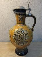 Antieke bewerkte kruik met deksel, Ophalen of Verzenden